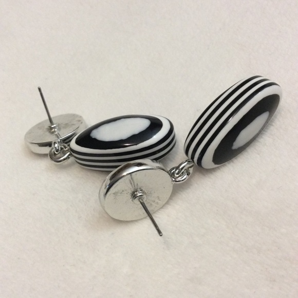 Chico's Black and White Drop Earrings - Picture 8 of 11